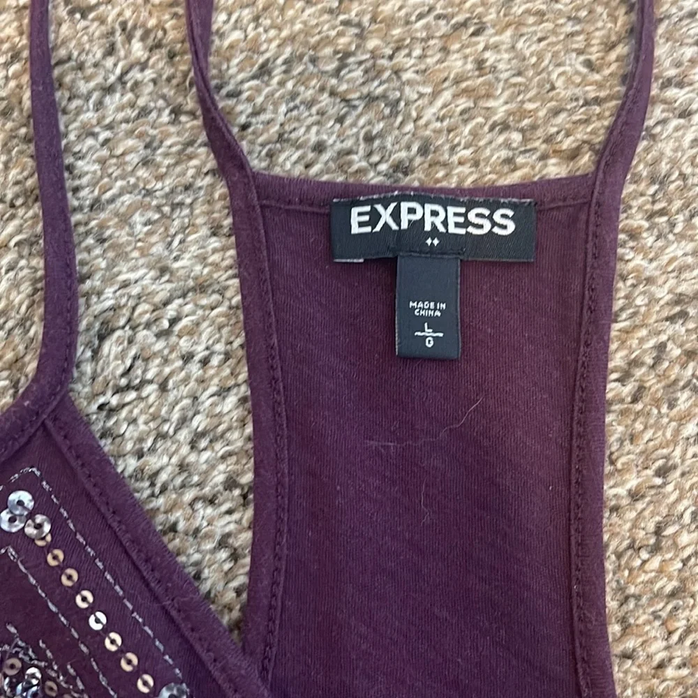 Express Tank Top - Picture 3 of 5